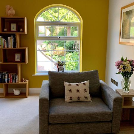 Homelands Apartment Cheltenham Luaran gambar