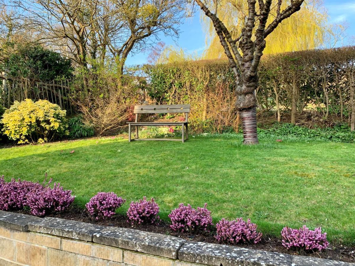 Homelands Apartment Cheltenham Luaran gambar