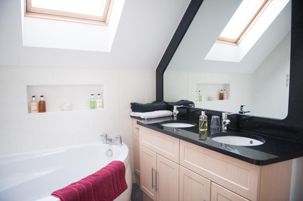 Homelands Apartment Cheltenham Luaran gambar